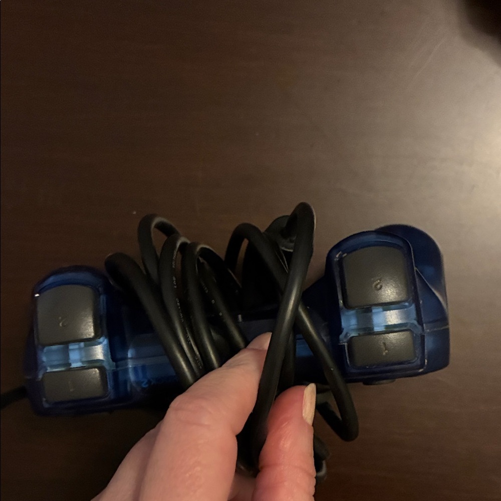 Sony Transparent Blue Controller - Picture 4 of 4